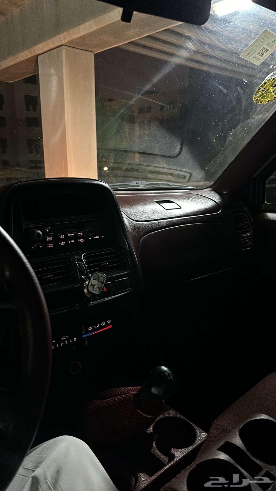 ددسن موديل 2000للبيع نضيفه واقفه لها عشر سنين استخدام حشمه64544663721985111