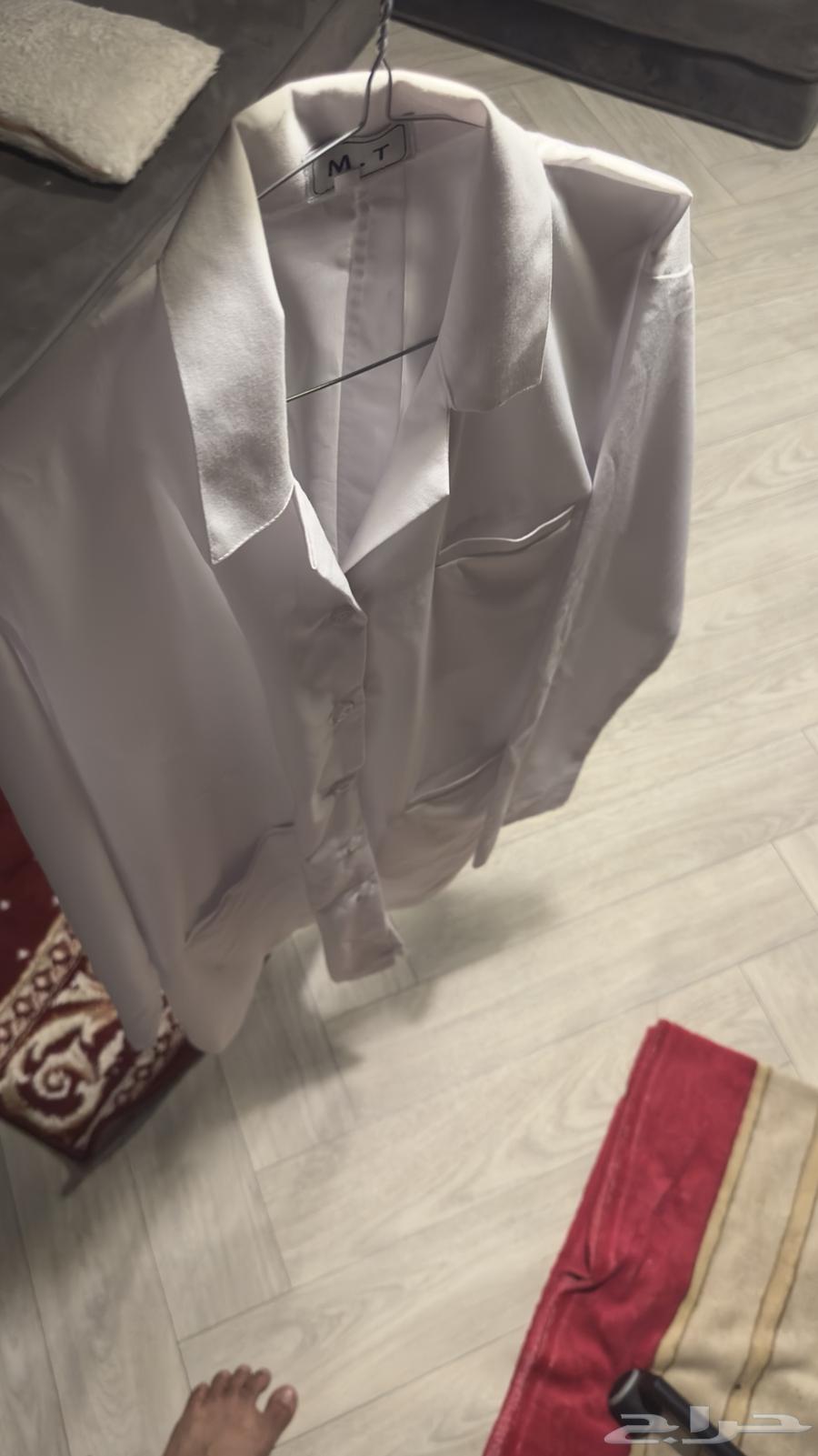 Lab Coat64400286783362113