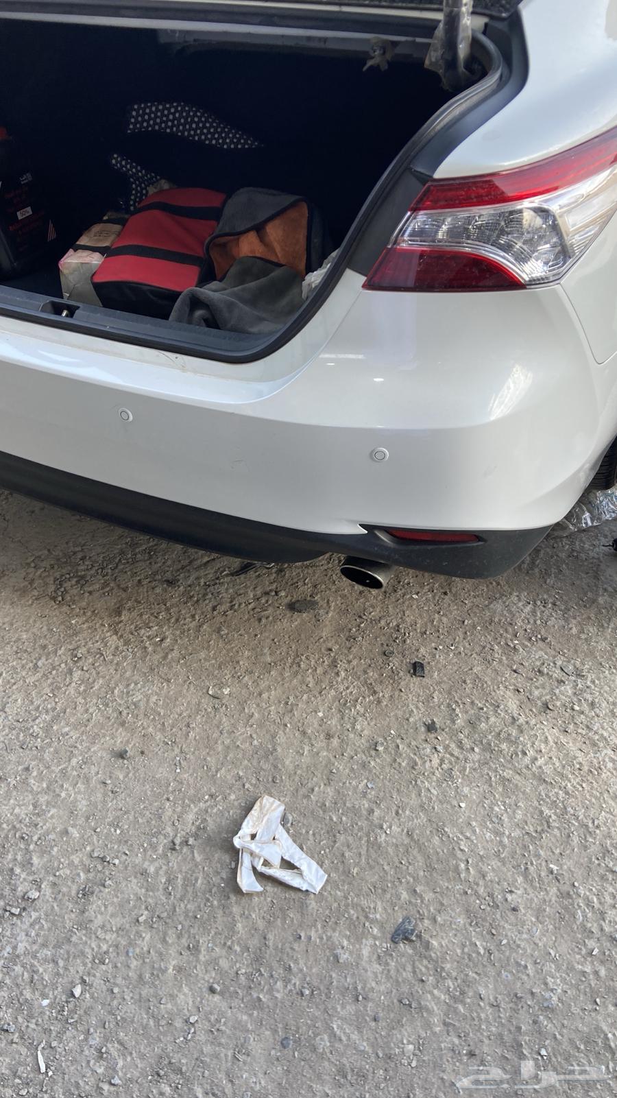 صدام كامري ابيض لؤلؤي 18-2464539058956931110