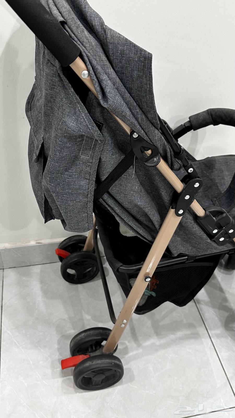 عربيه أطفال ومروحه64393072980738112