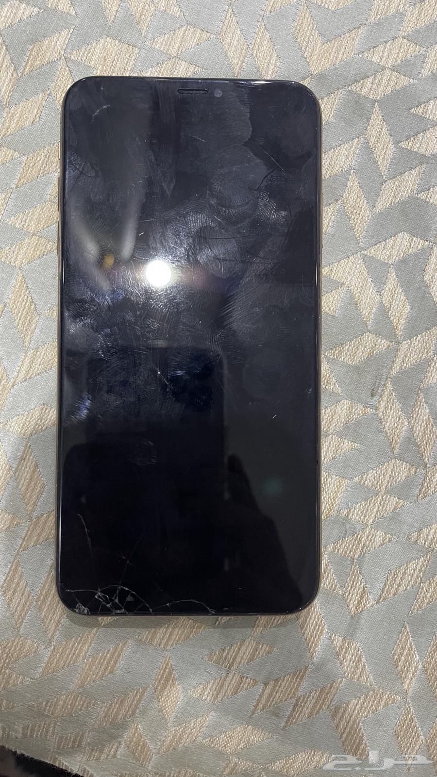 ايفون64394662377090112