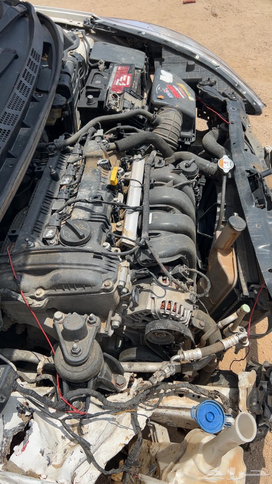 Selling Elantra. 2014 for parts only64543125225858114