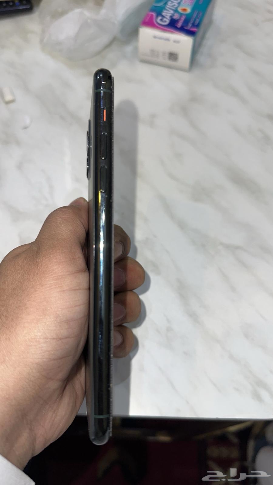 ايفون 11 برو ماكس 256 قيقا64393293966338113