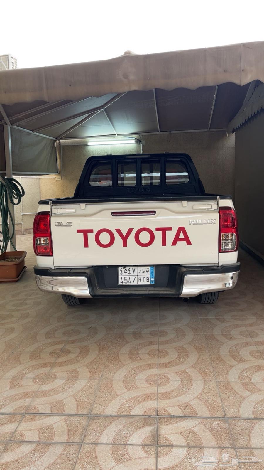 هايلوكس64551933638018112