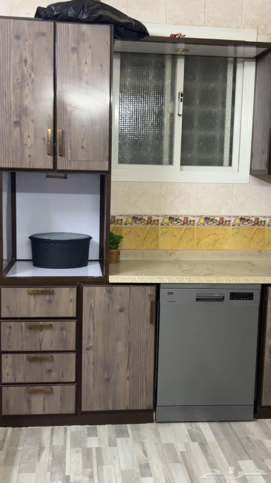 مطبخ ثلاث جهات64394080798722112