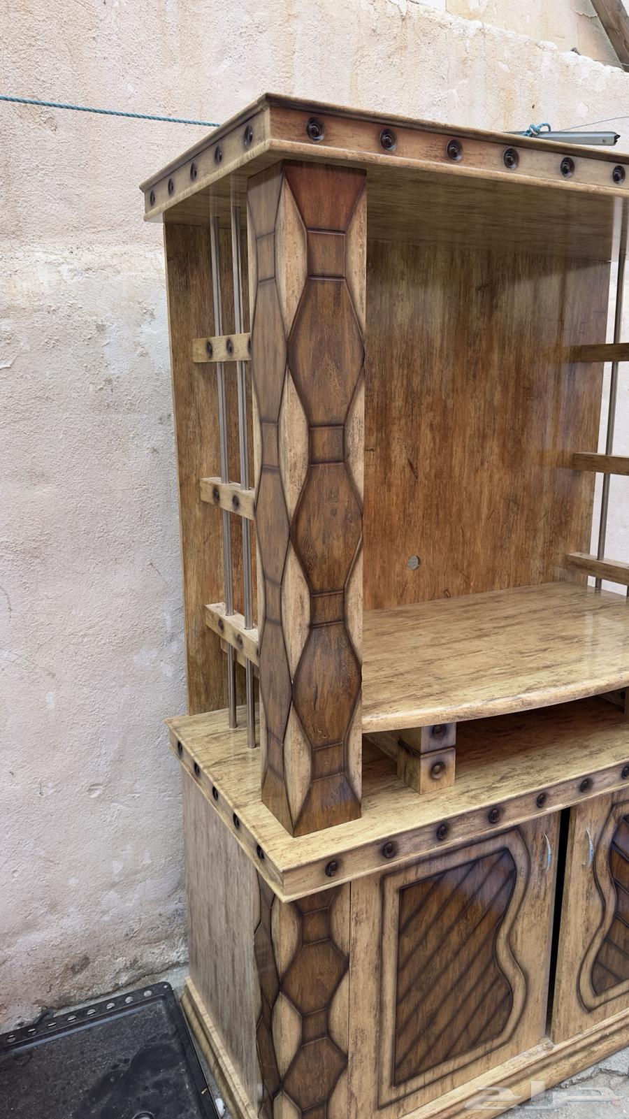 دولاب للبيع64399898311298111