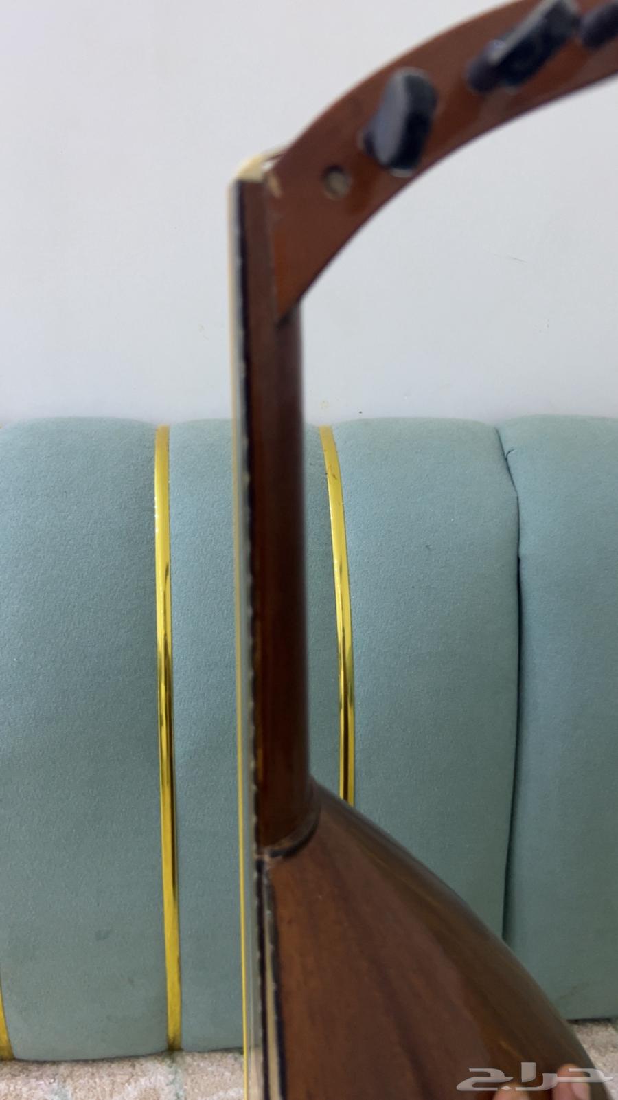 عود موسيقى للبيع نضيف64395310536322113