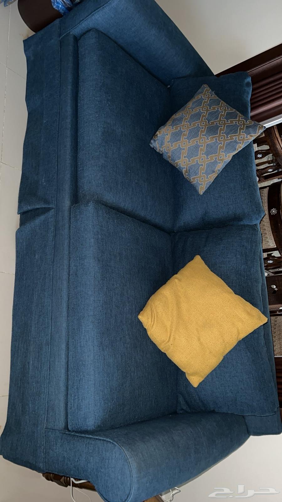 Very comfortable sofa64397130812802110