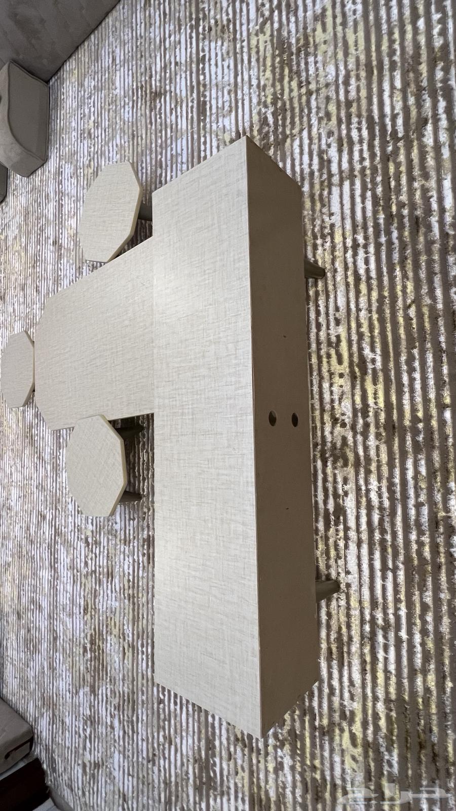 Tables64399661696386112