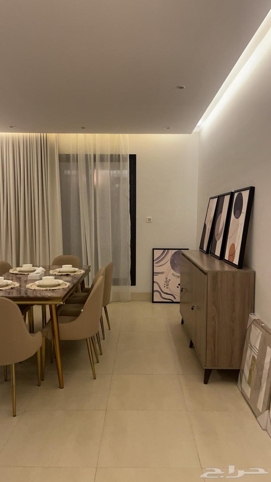 New dining table64398799873155114