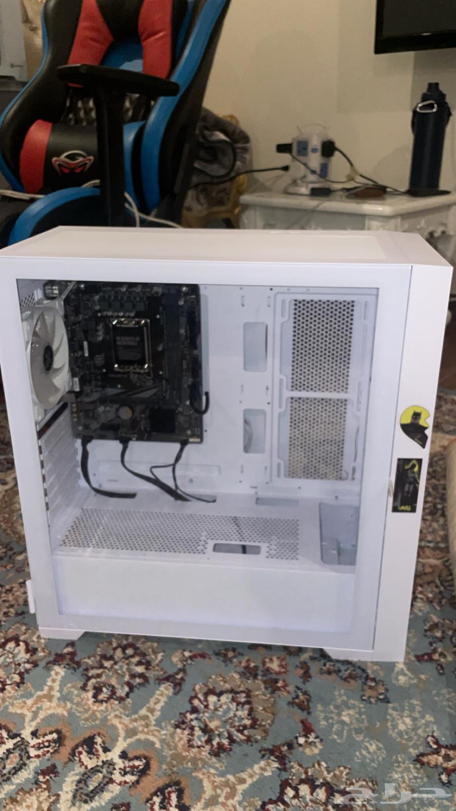 New PC case used for 3 months, reason for selling is that I bought another one63619355989379113