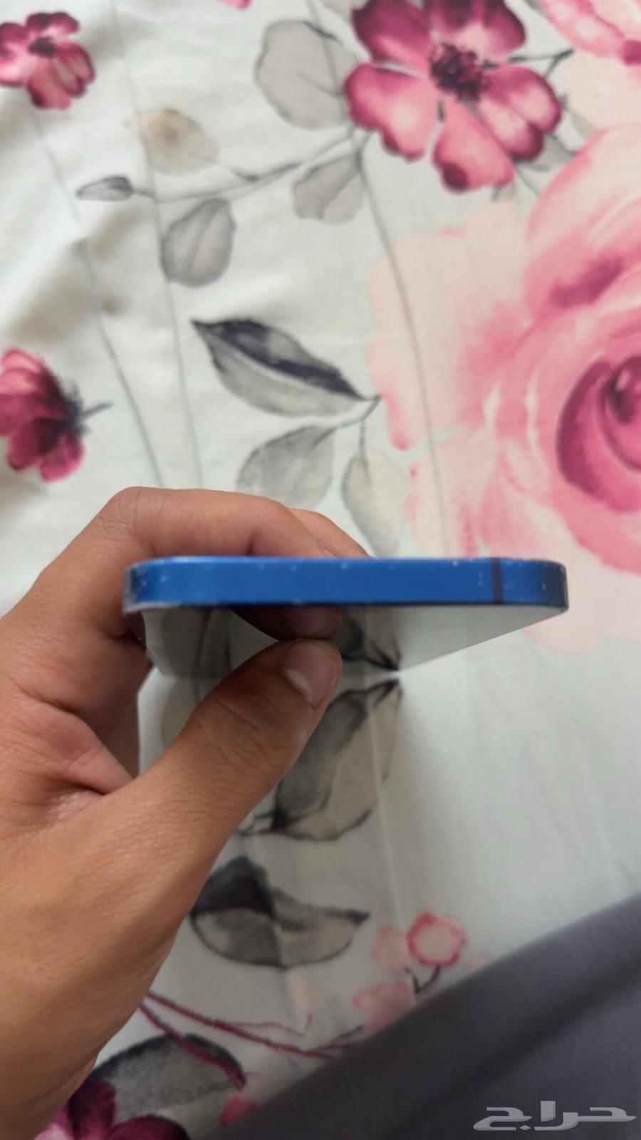 ايفون 12 العادي 12864394025433987111