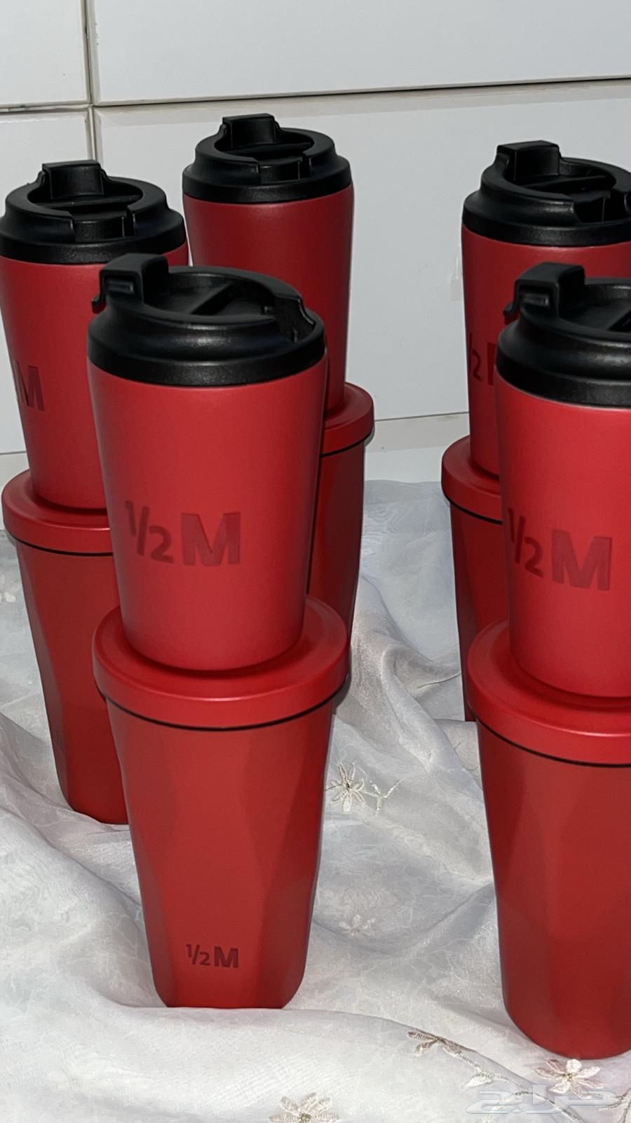 مق هاف مليون الأحمر متوفر لدينا توصيل داخل مكة64394276417411110