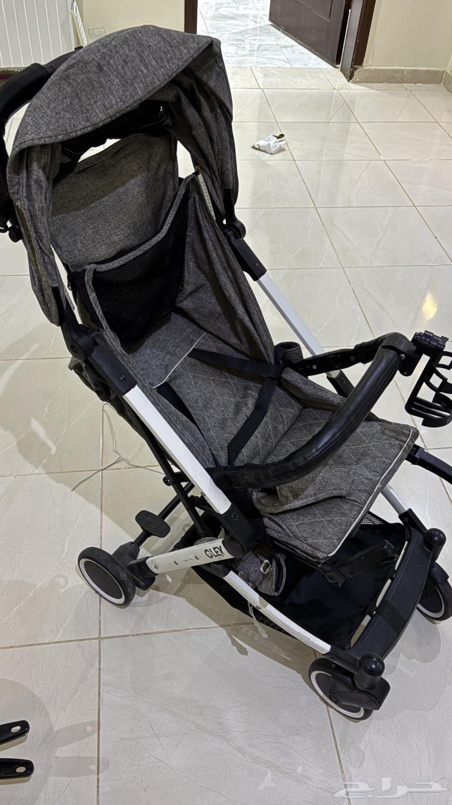 مده وعربيتين وغساله توشيبا وخبازه64397547480066110