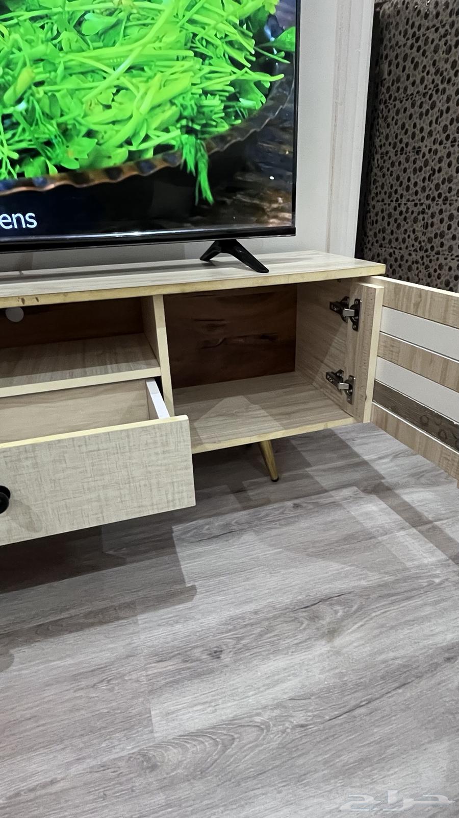 Monitor stand64399424856835114