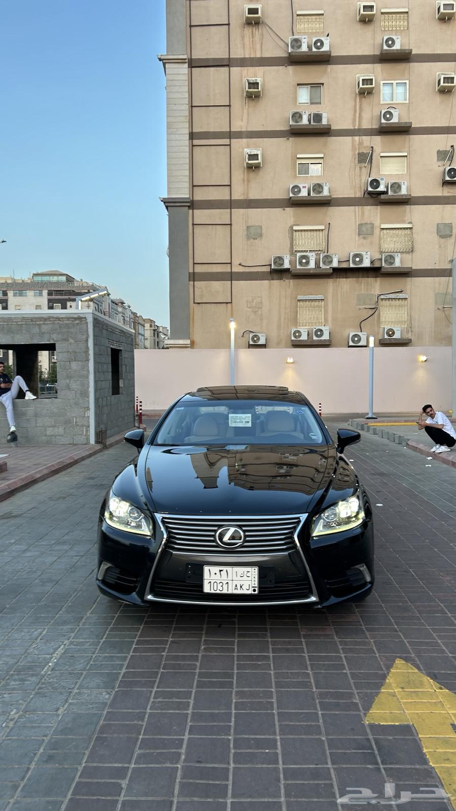 لكزز LS 46063618079435651113