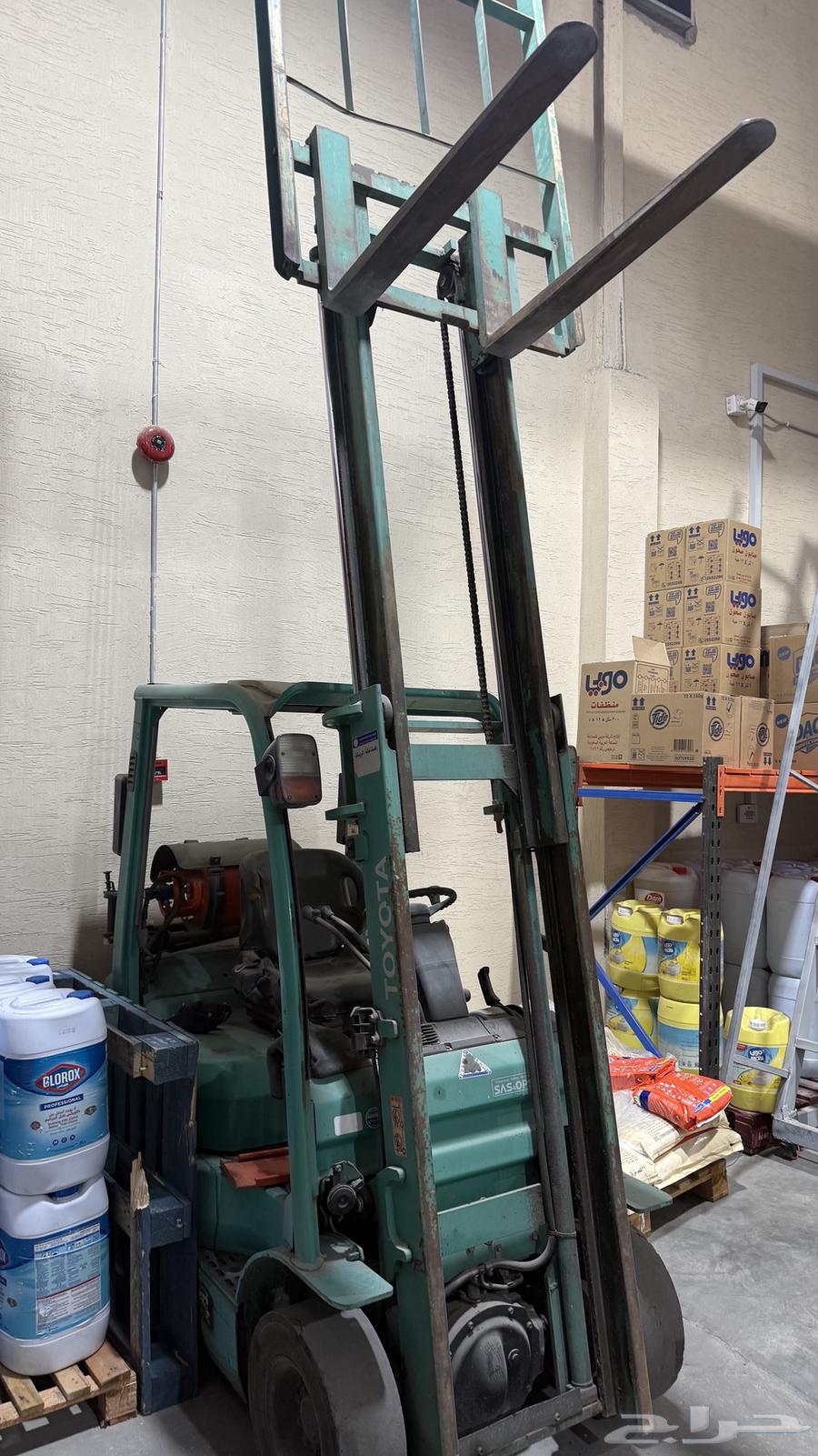 فور كلفت تويوتا 2011 طن ونصف كونتينر64545870288259113