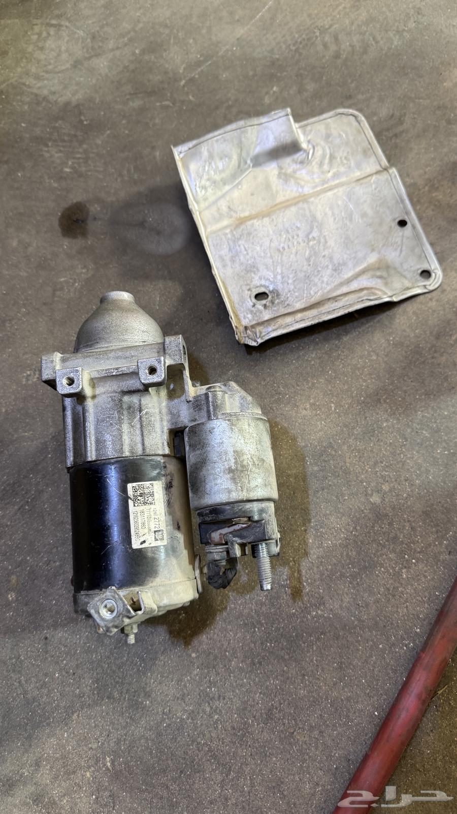 Original used intake manifold with isolator for Camaro ZL1, CTS-V, Sierra, GMC64549847191937110