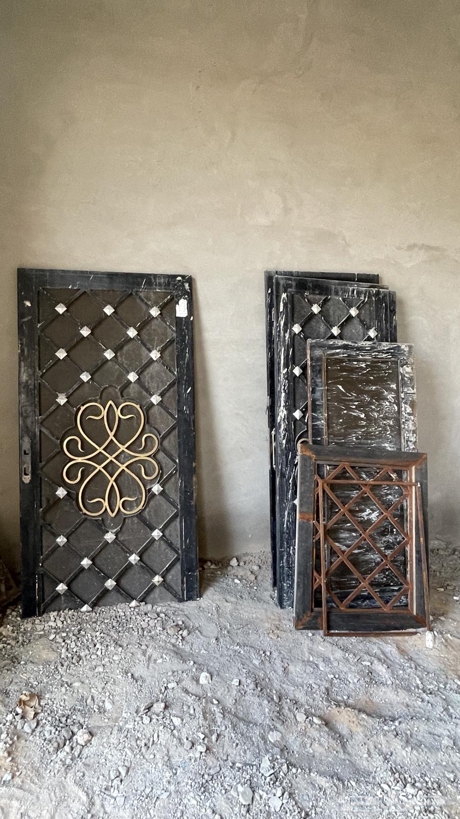 البيع بيبان خارجية64401161116674112