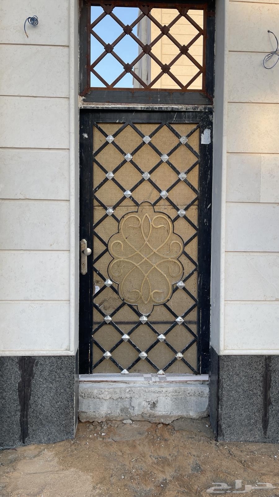 البيع بيبان خارجية64401161116674113