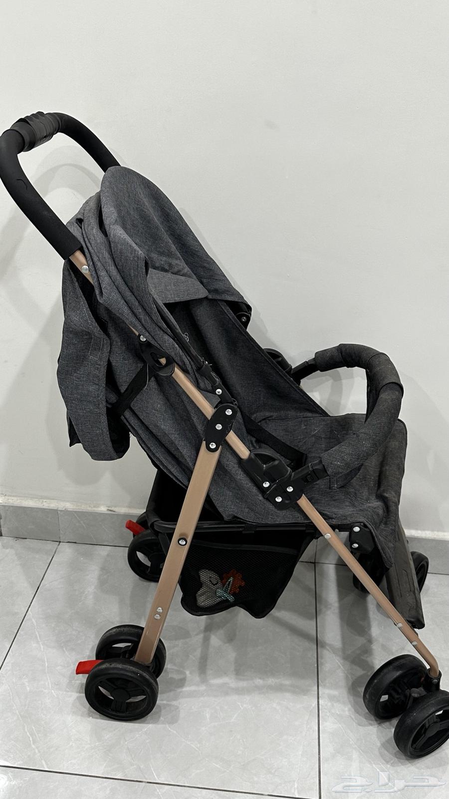 عربيه أطفال ومروحه64393072980738113