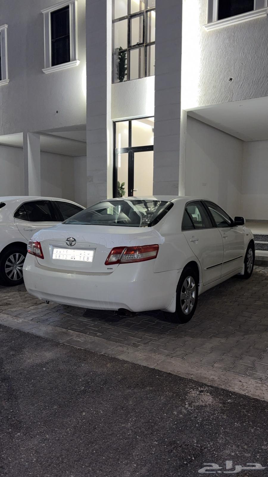 كامري 2011 نضيفه64549945380099111