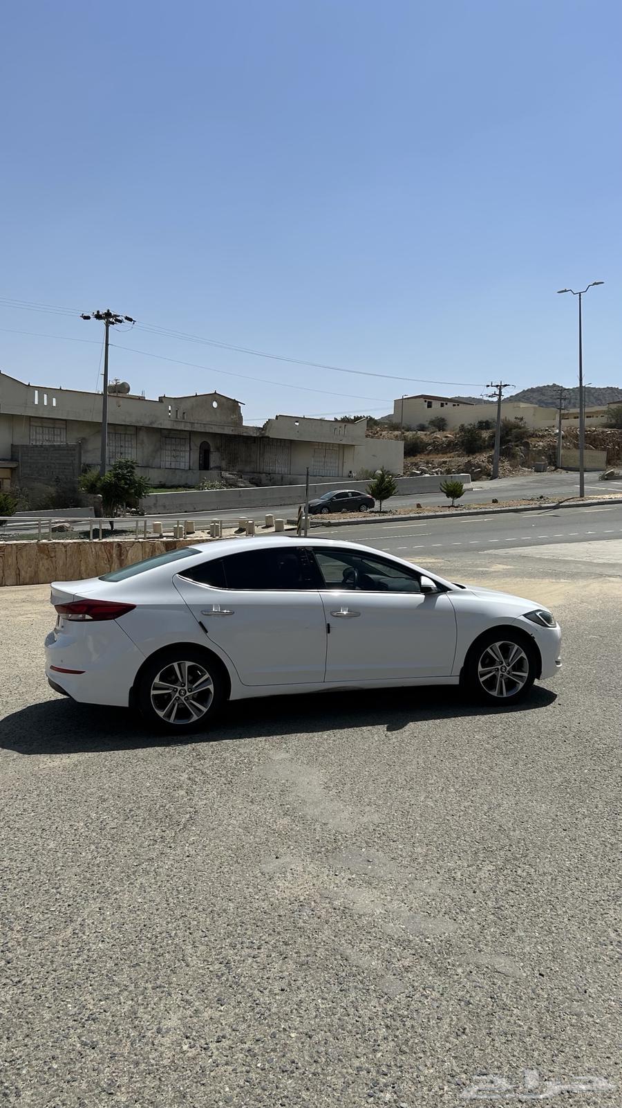 هيونداي إلنترا 2017 (فل كامل)64546553703299111