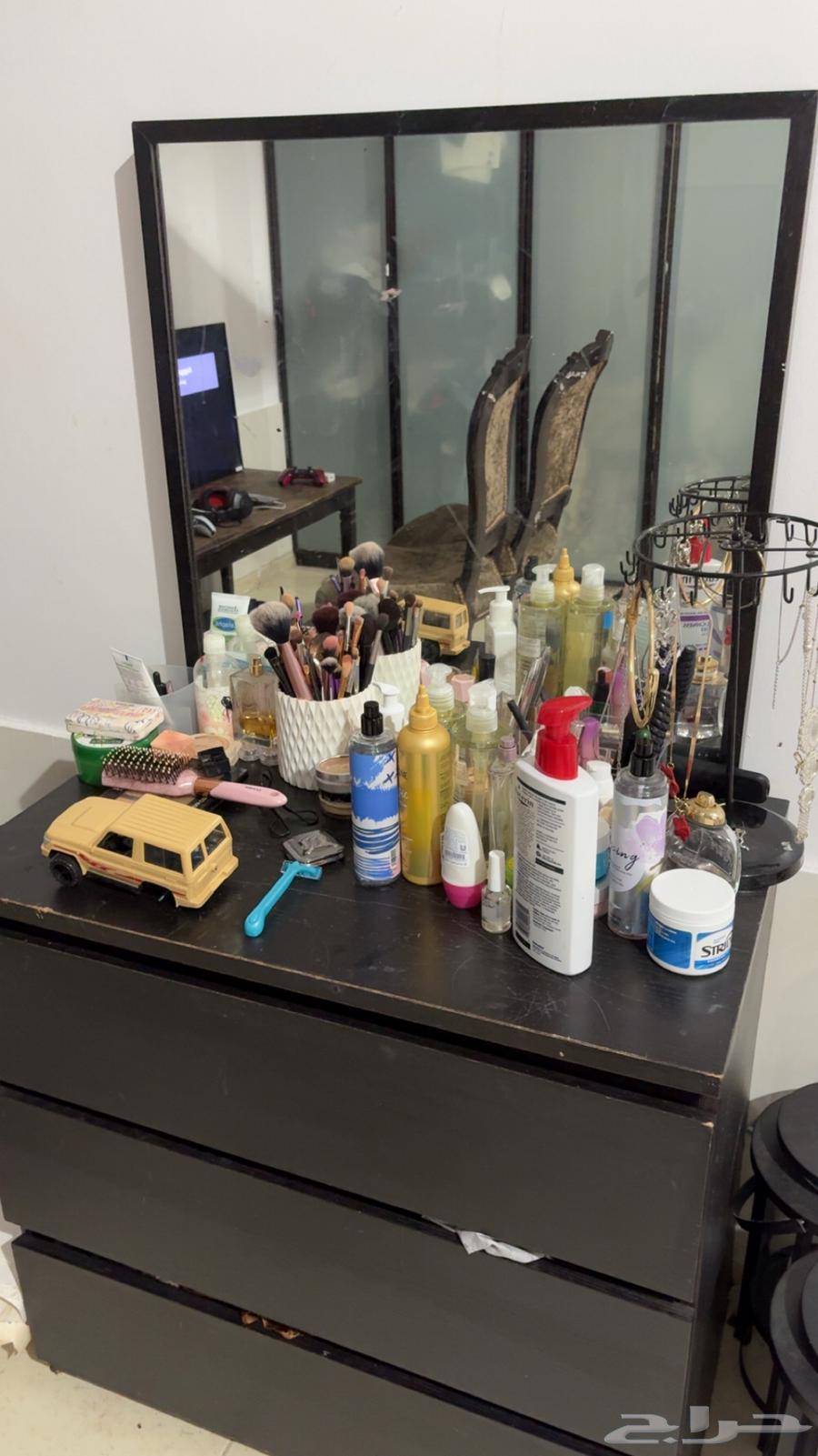 ثلاث سراير ايكيا نظيفه مع المراتب حقتها64394564979074113