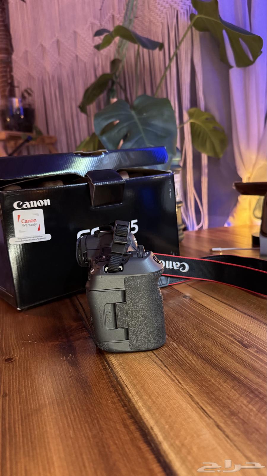 كاميرا كانون R5 مع عدسة 100-400 للبيع64393623948162112