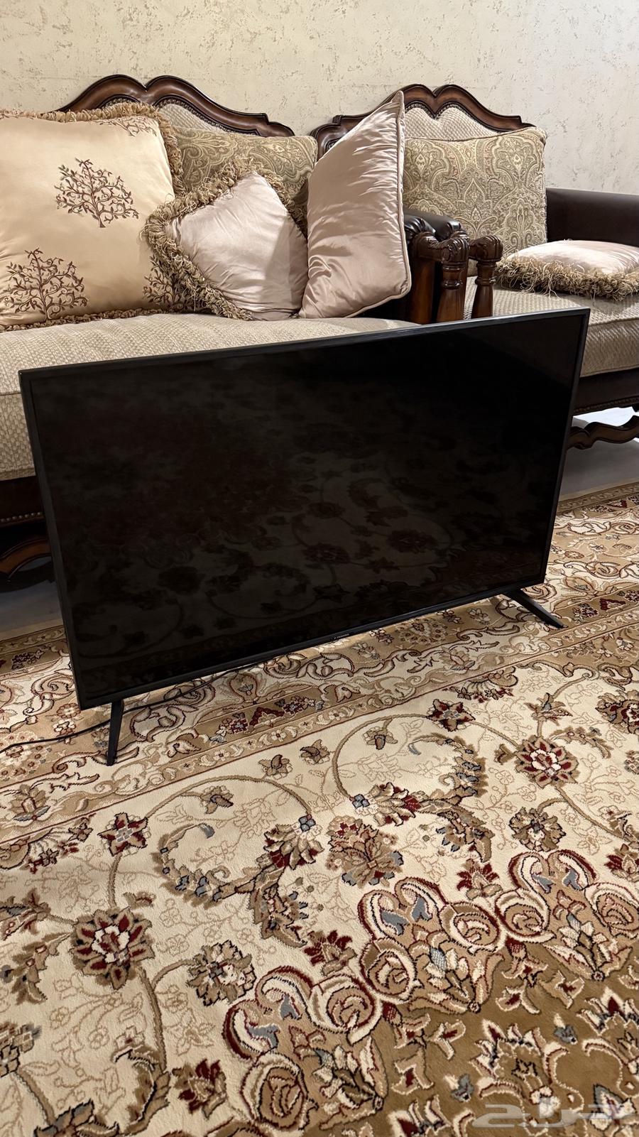 شاشة توشيرو 43 بوصة سمارت للبيع   نظيفة وريموت أصلي64399773328771110