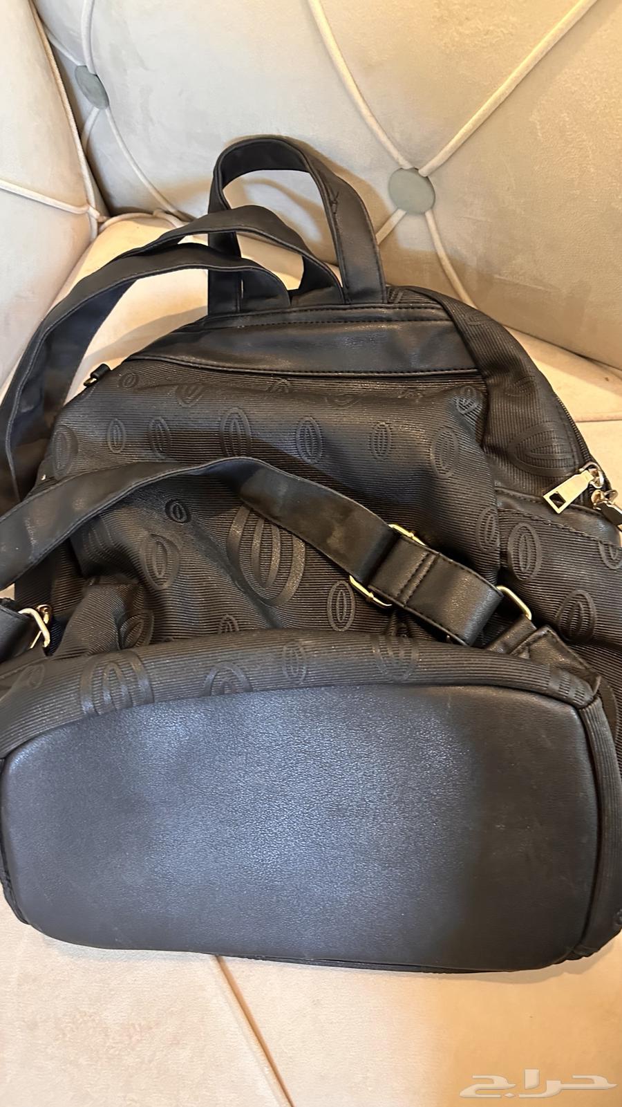 Luxury school bags, used for only two weeks, almost new at a good price64398953306115113