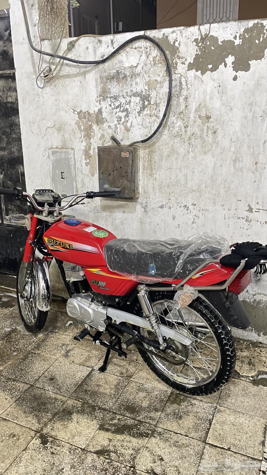 دباب x100سزوكي بورقة مبايعه مكتوب فيها رقم الهيكل64552774790146110