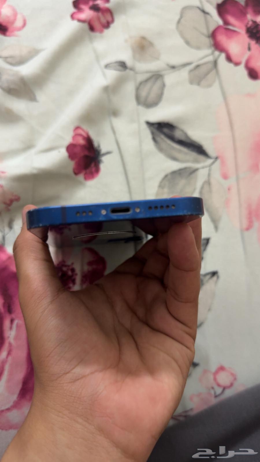 ايفون 12 العادي 12864394025433987112