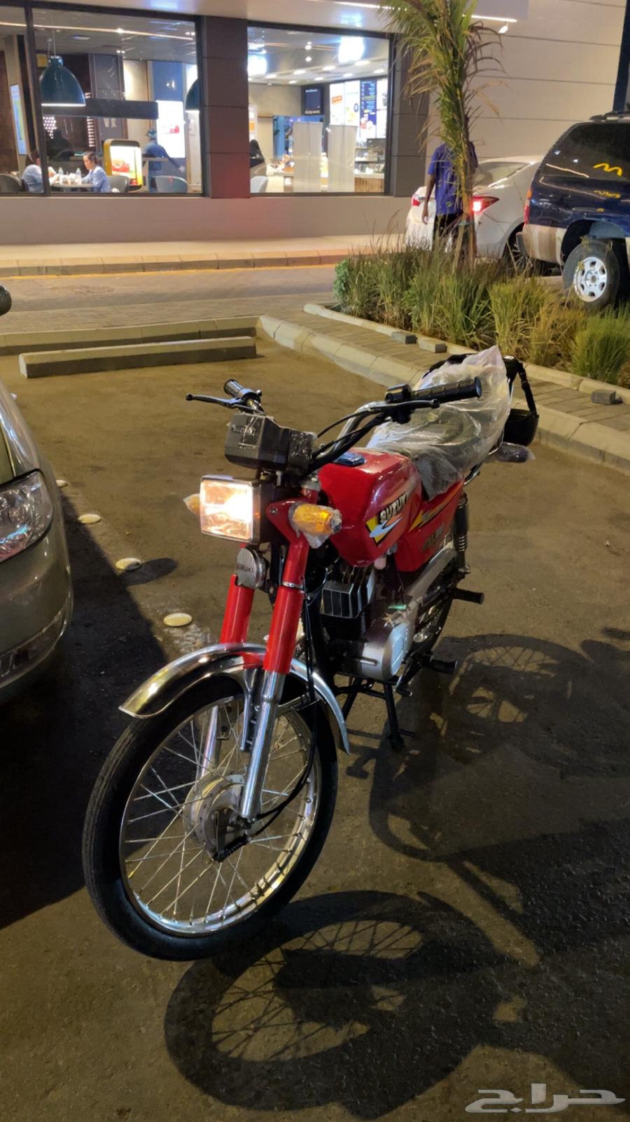 دباب x100سزوكي بورقة مبايعه مكتوب فيها رقم الهيكل64552774790146113