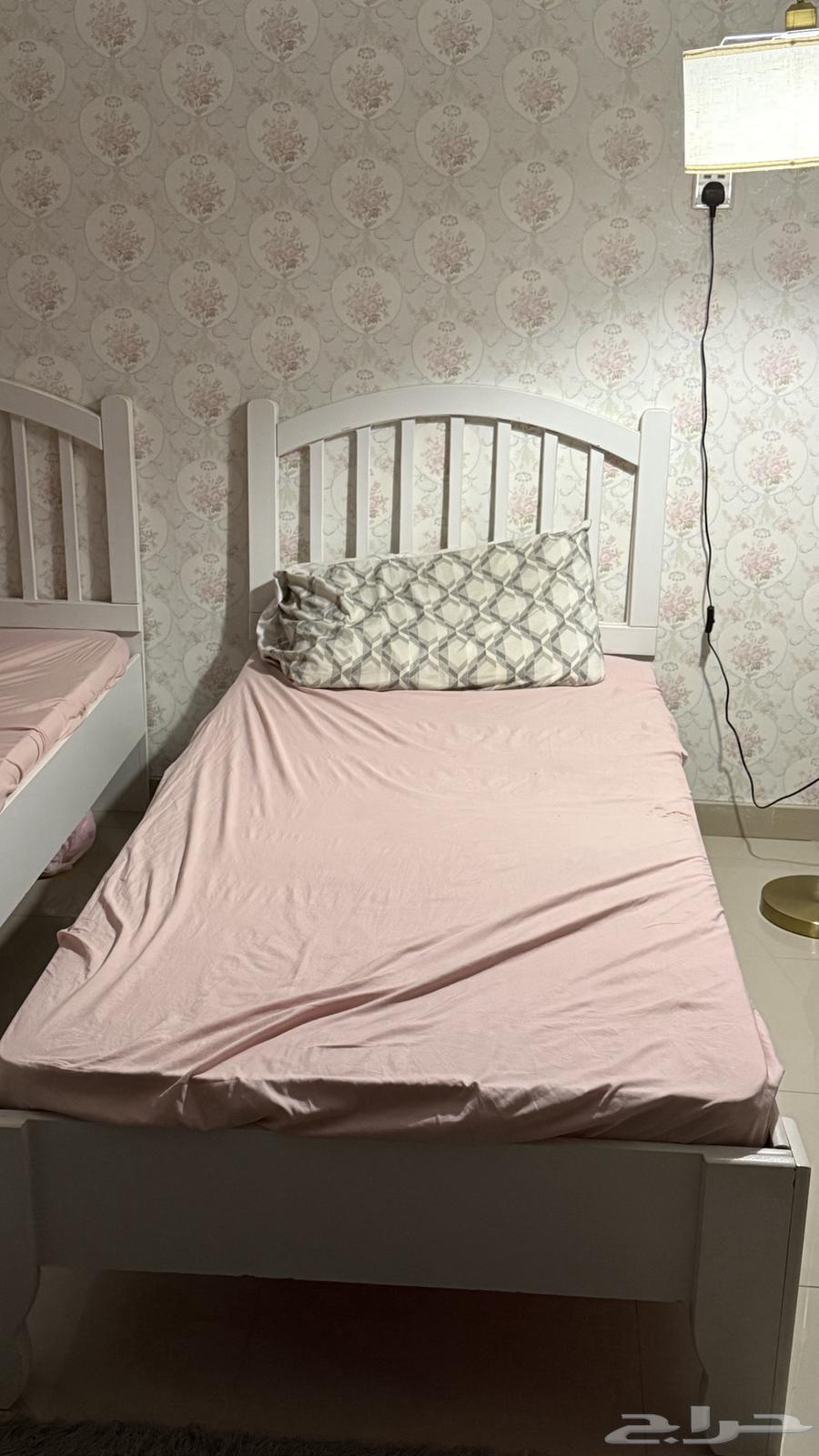 3 beds of the same design, size 100x200, with a dressing table including mirror64394882607106110