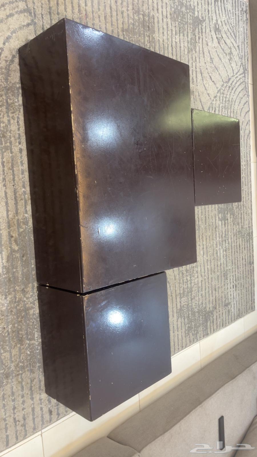 Floor seating with tables64401133342211113