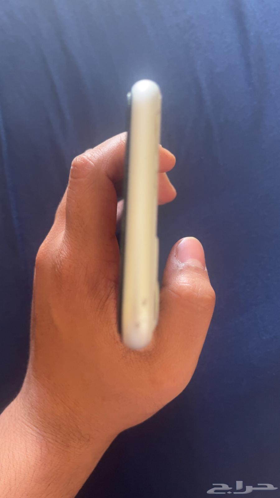 آيفون 11 عادي ابيض64398200880771113