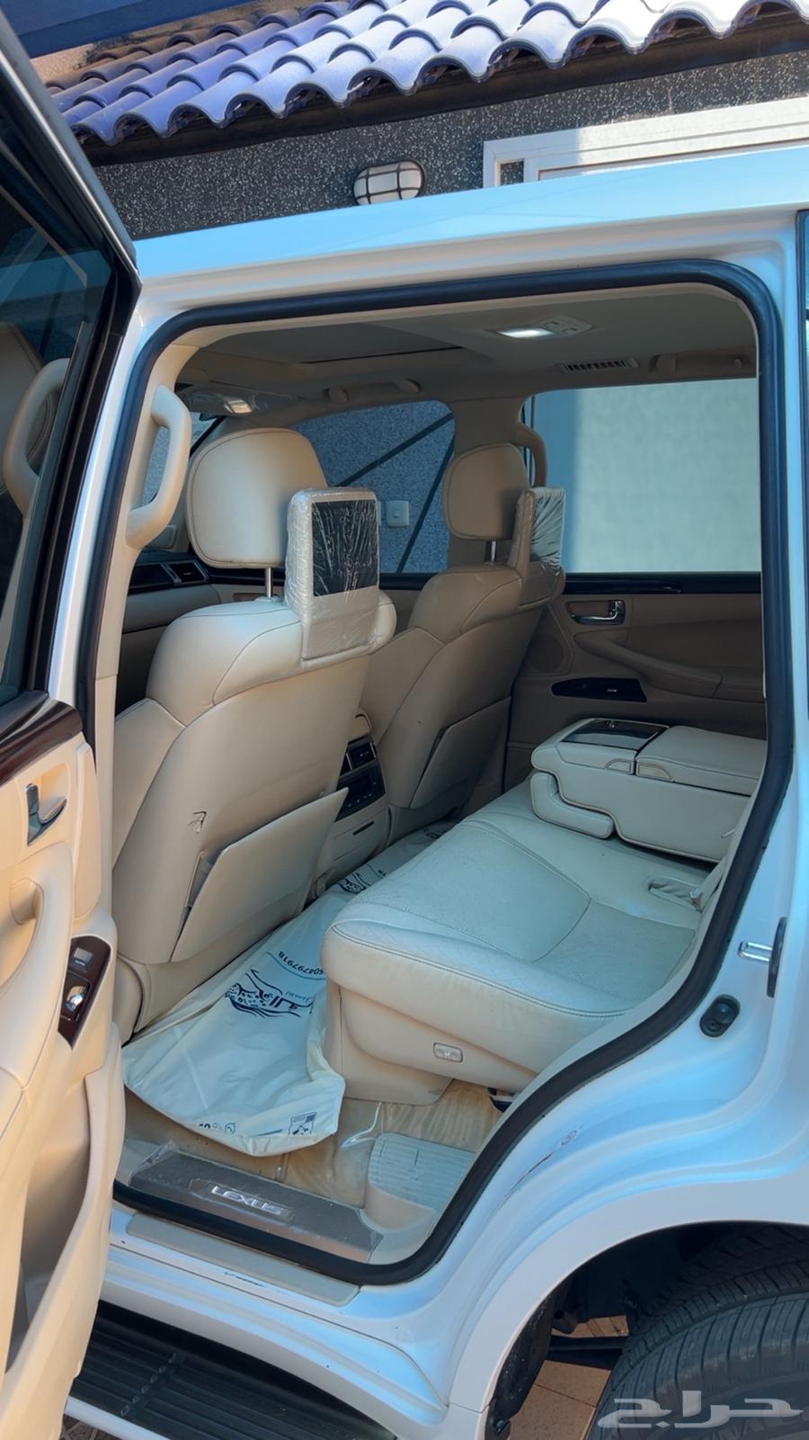 Lexus LX570 2013 full option64547569182978114