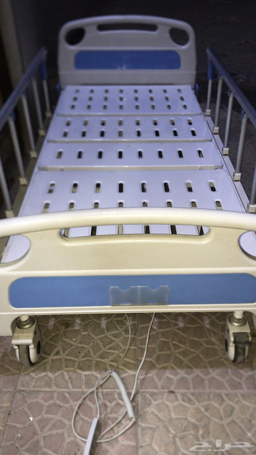 سرير طبي كهربائي سرير مستشفى كرسي كهربائي متحرك لكبار السن64371672450690110