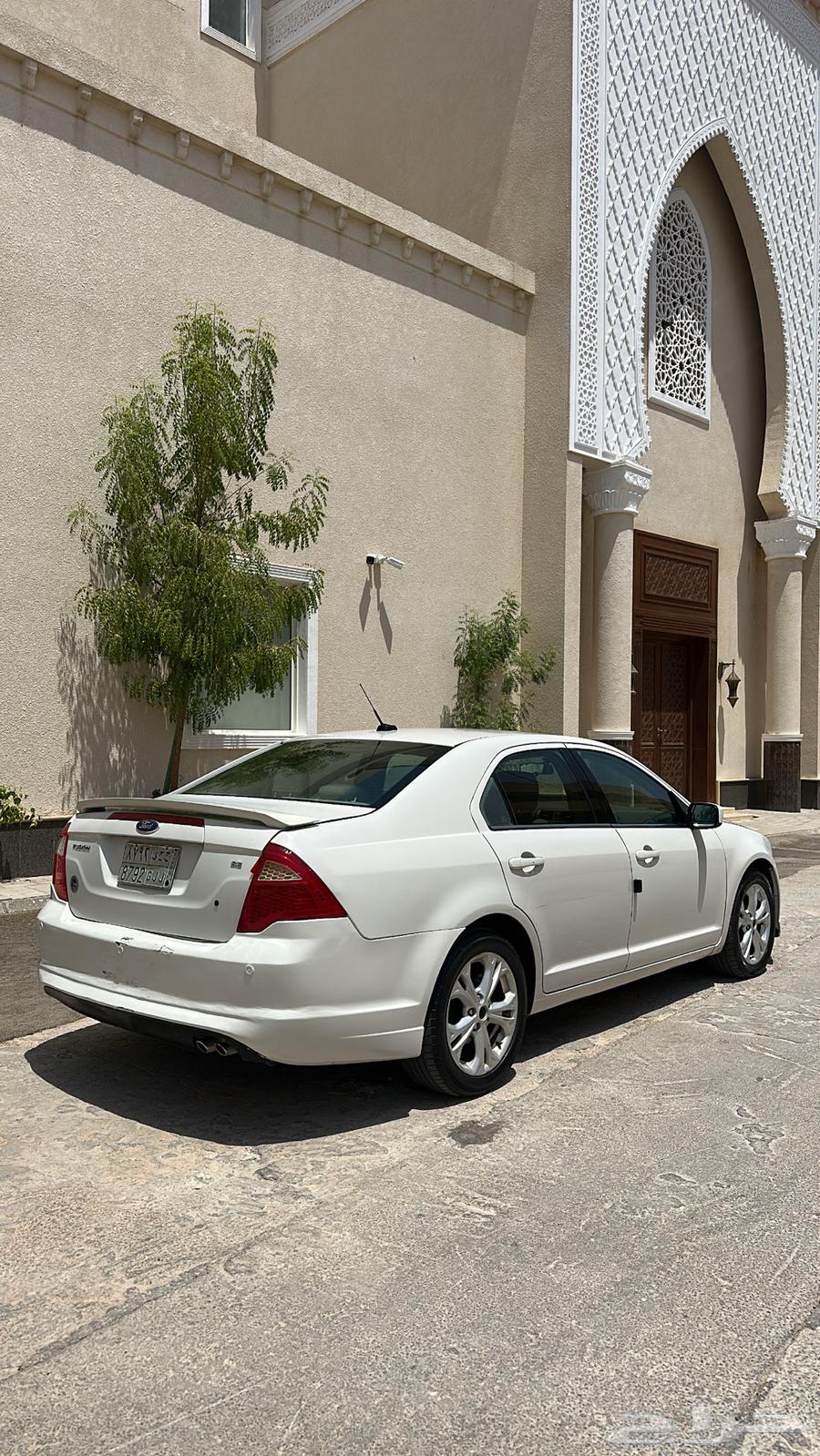 للبيع افيوجن 2012 نص فل64544312479747112