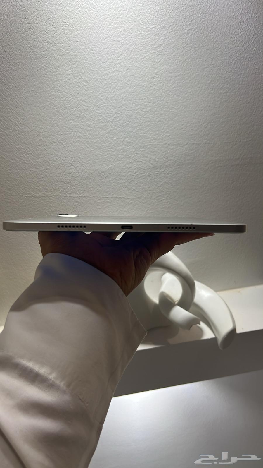 ايباد برو 202164396519890561114