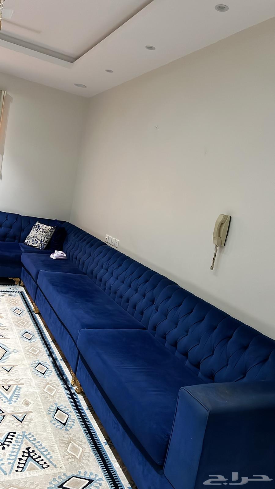 كنب مستعمل للبيع مع مدخل و مرايا64396365291523111