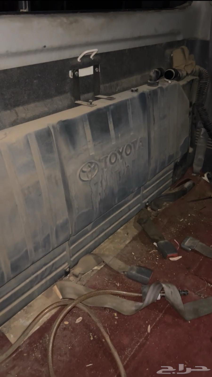 خزان ماء للهايلكس من 2006 إلى 201664552703856899110