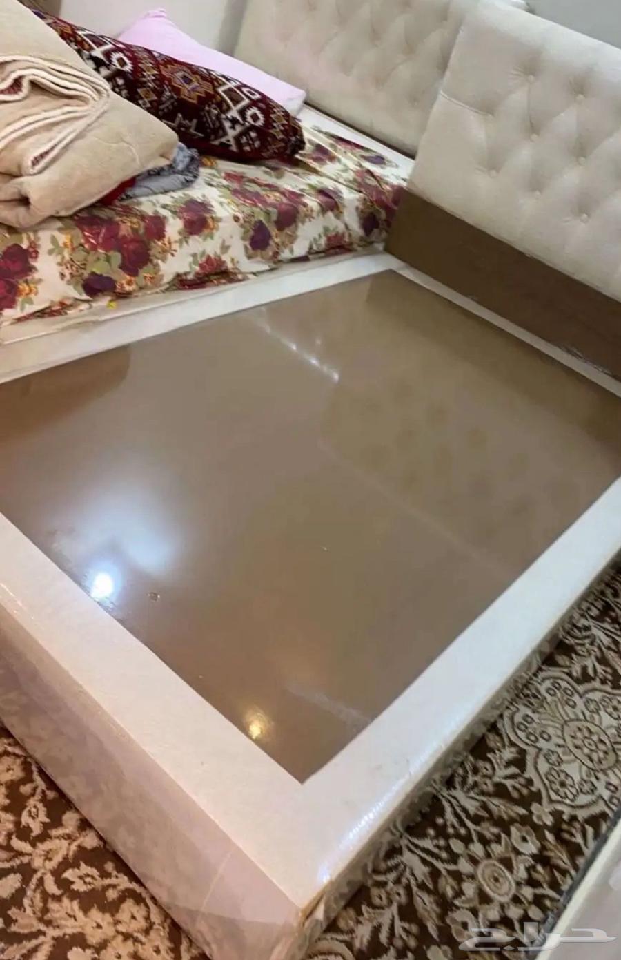 البيع سرير نظيف استخدام. شهرين64393887457154110