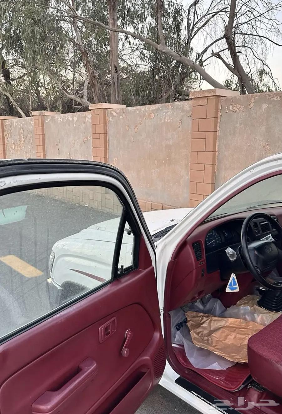 تويوتا هايلكس 2004 (ممشى قليل)64542686117763114