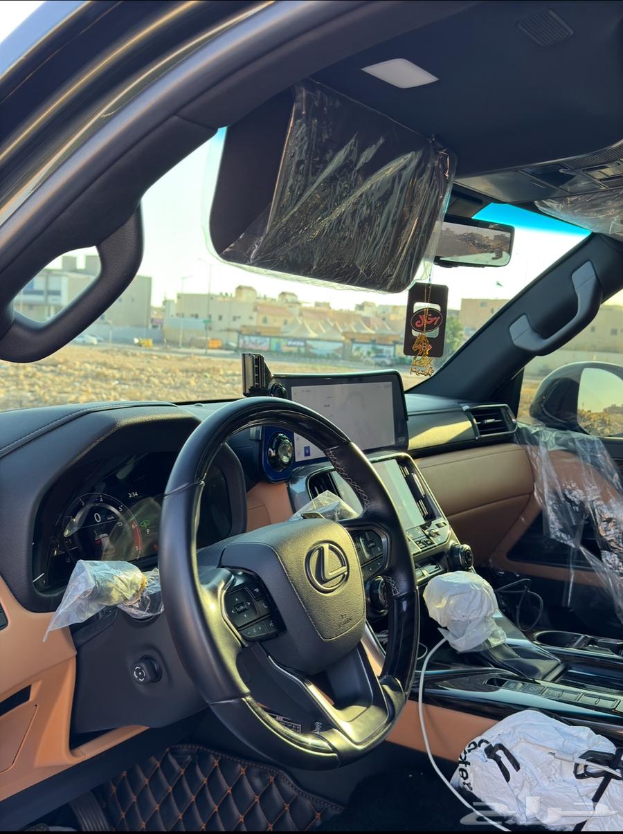 جيب لكزس64548504825473112