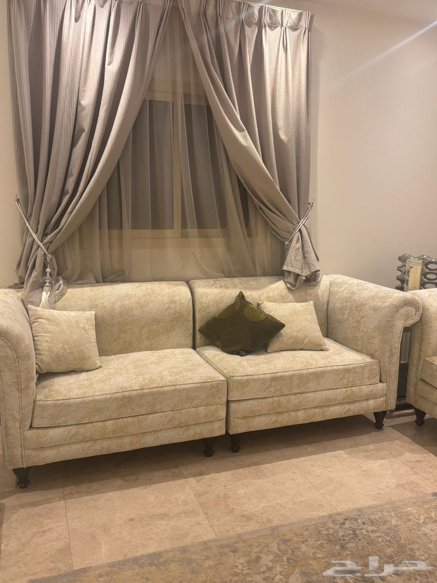 كنب نضيف جدا 6x4 ياسع 16 شخص64397436995586113