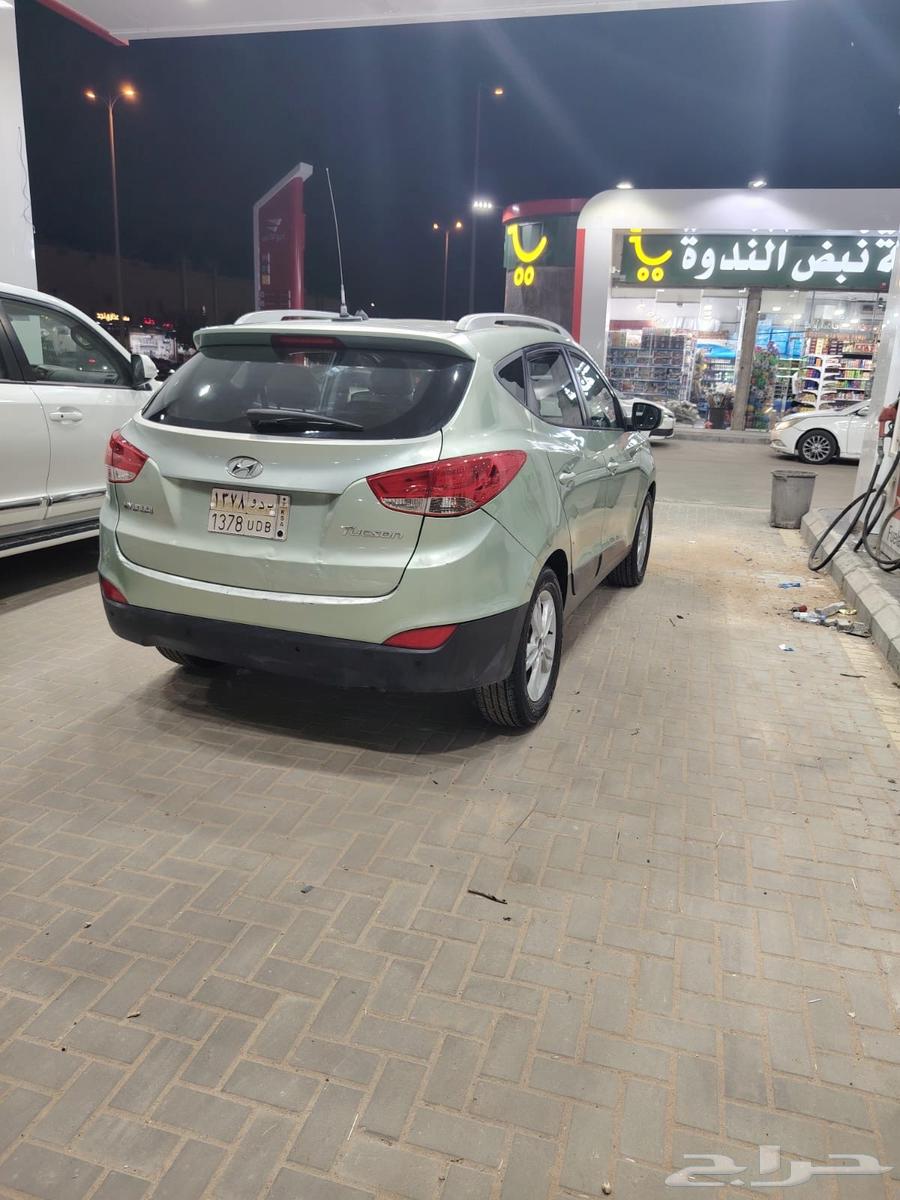 توسان موديل 2011 ممشي 130 الف64552618821633112