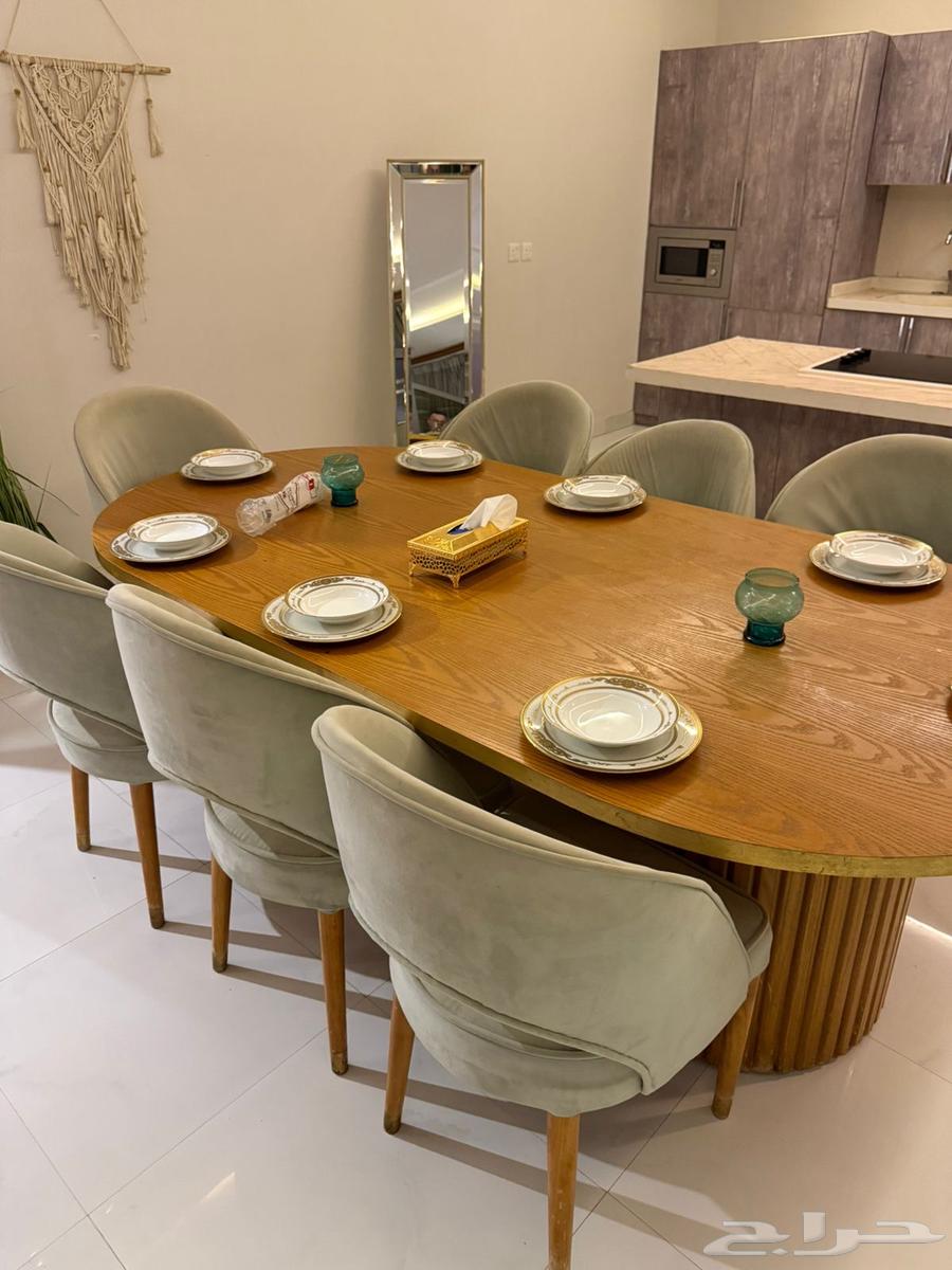 Dining table64398465103746111