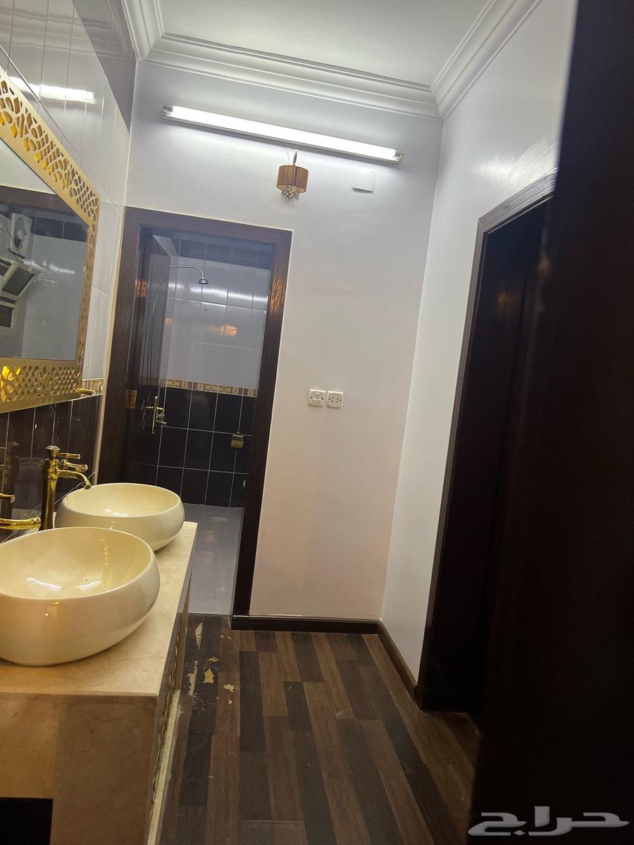 أثاث شقه ممتاز ونظيف للبيع64393929183107114